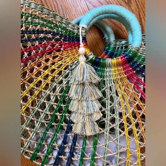 C & C Anthro Natural Straw Tote Bag Rainbow - Picture 5 of 7